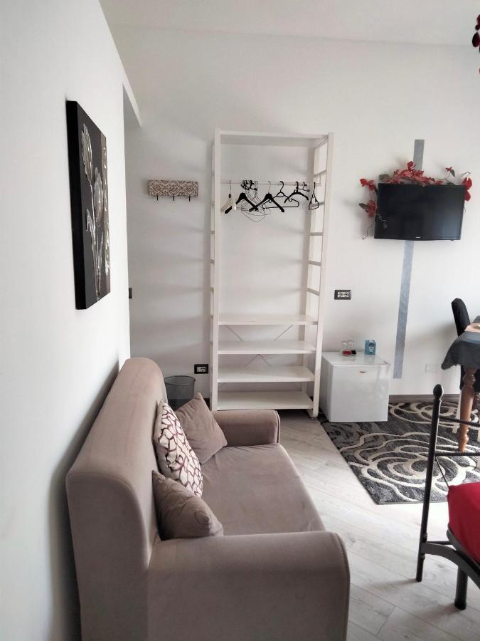 I Fiori Bed & Breakfast Quartu Sant'Elena Bagian luar foto