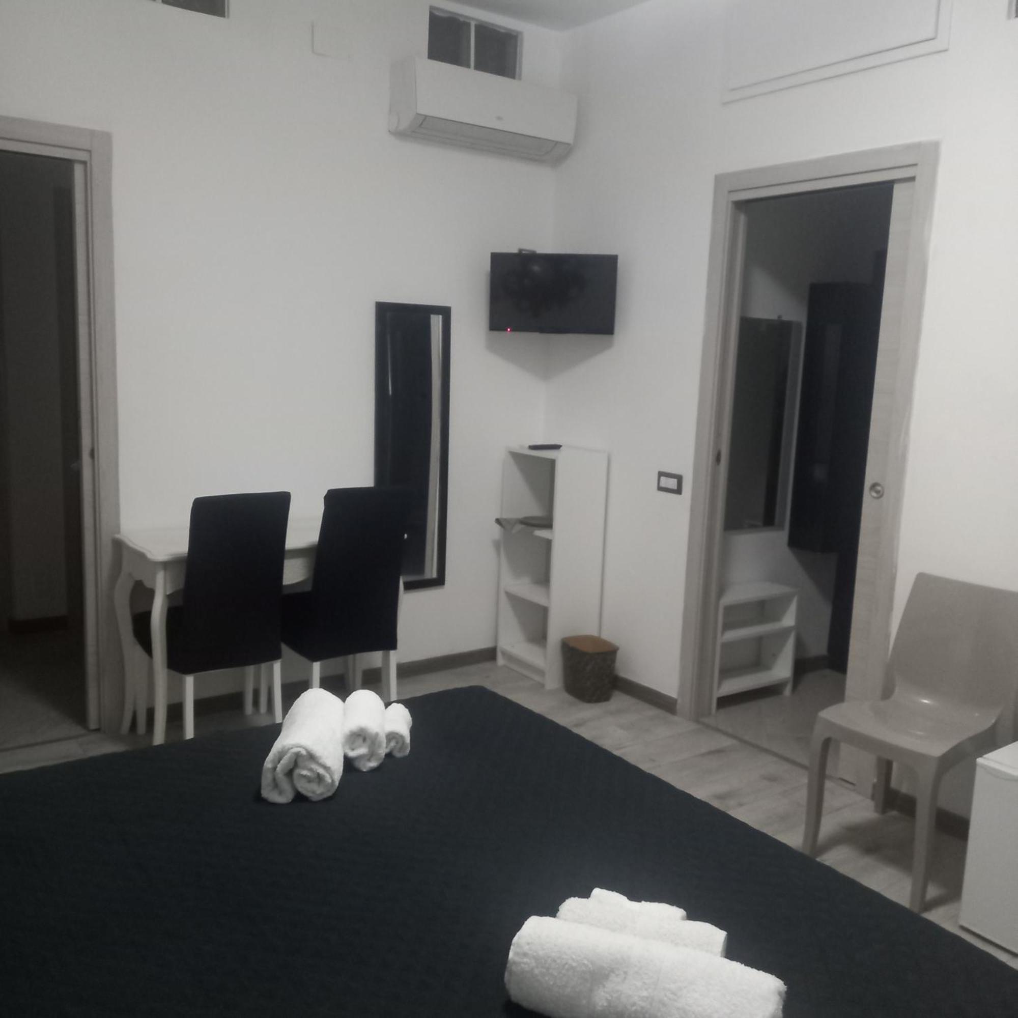 I Fiori Bed & Breakfast Quartu Sant'Elena Bagian luar foto
