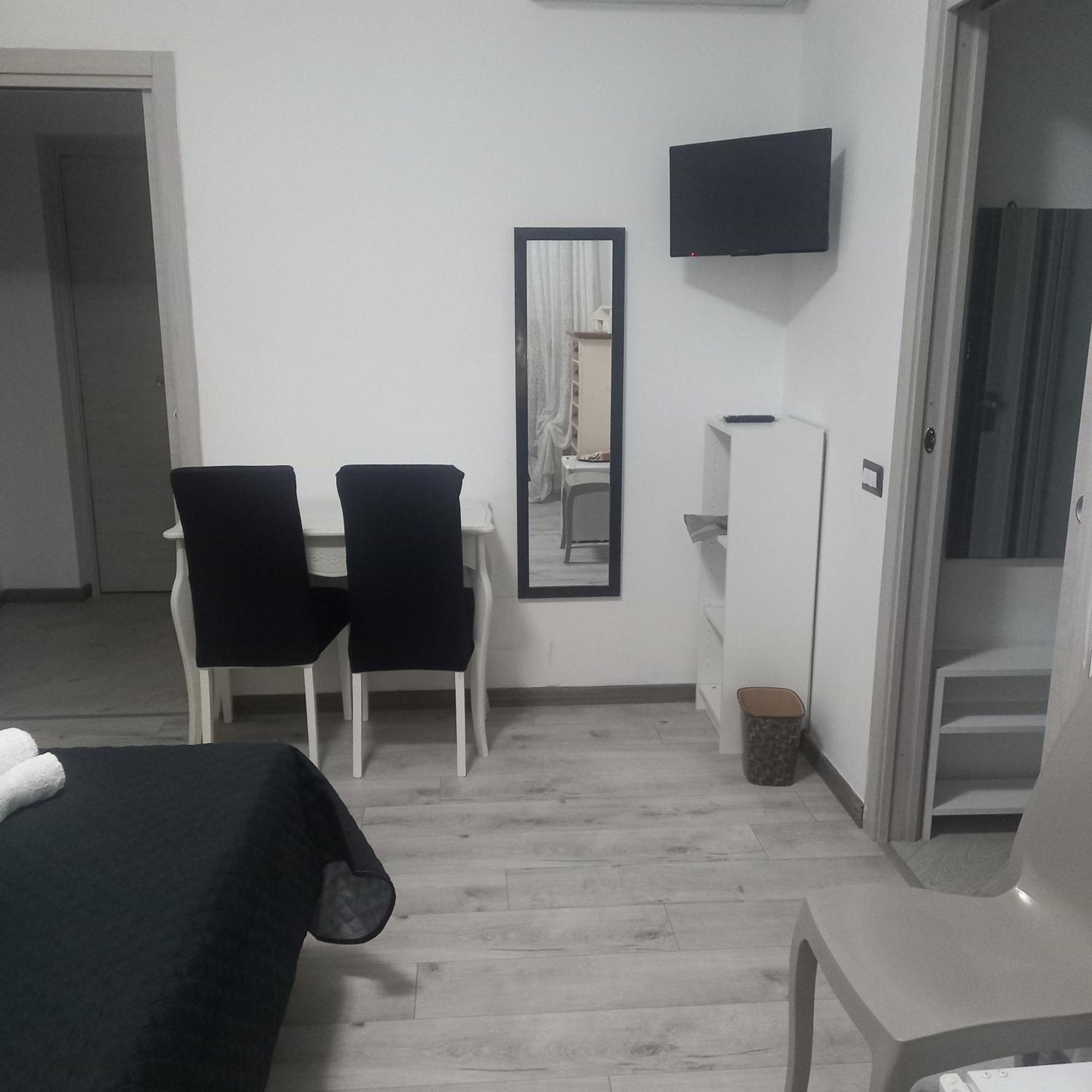 I Fiori Bed & Breakfast Quartu Sant'Elena Bagian luar foto