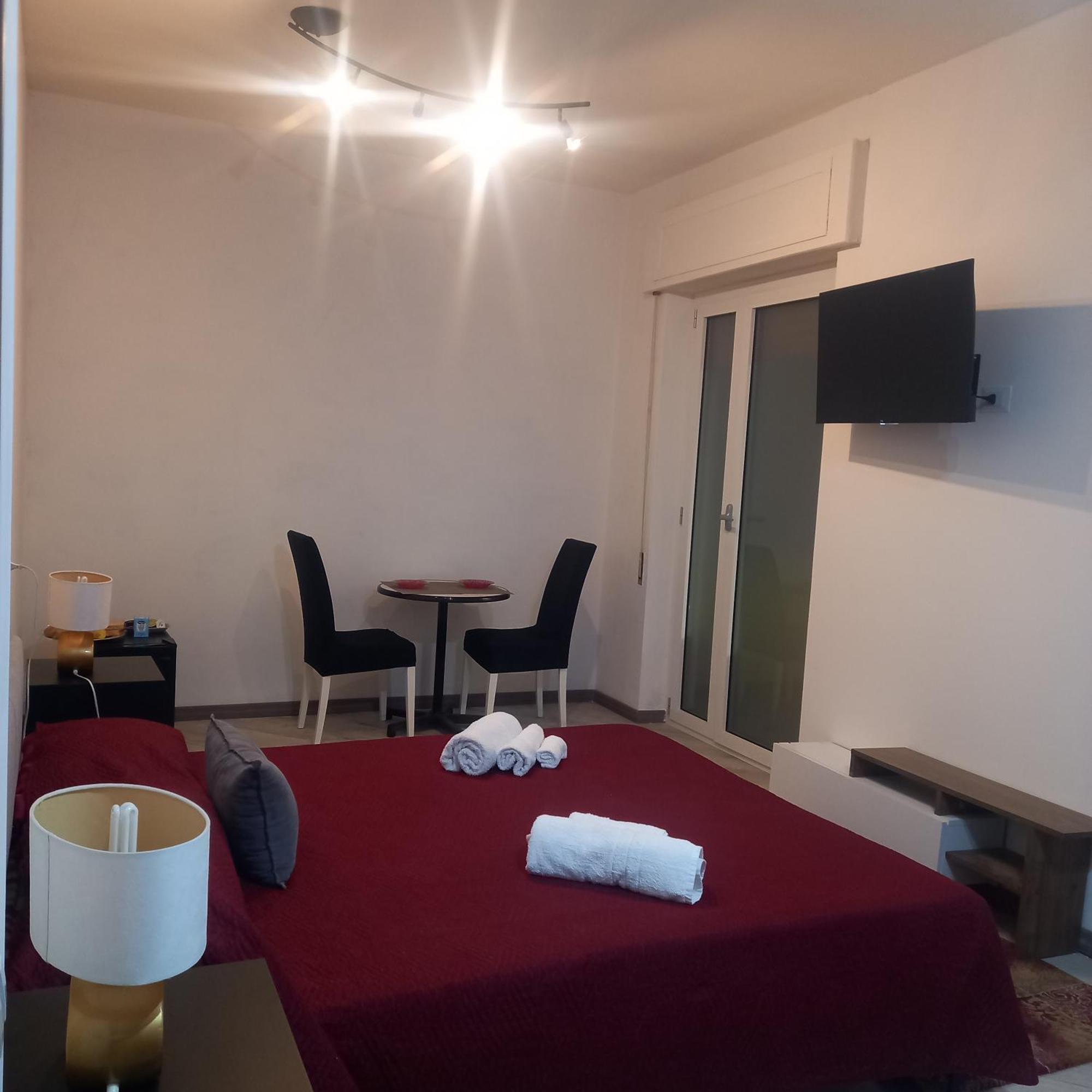 I Fiori Bed & Breakfast Quartu Sant'Elena Bagian luar foto