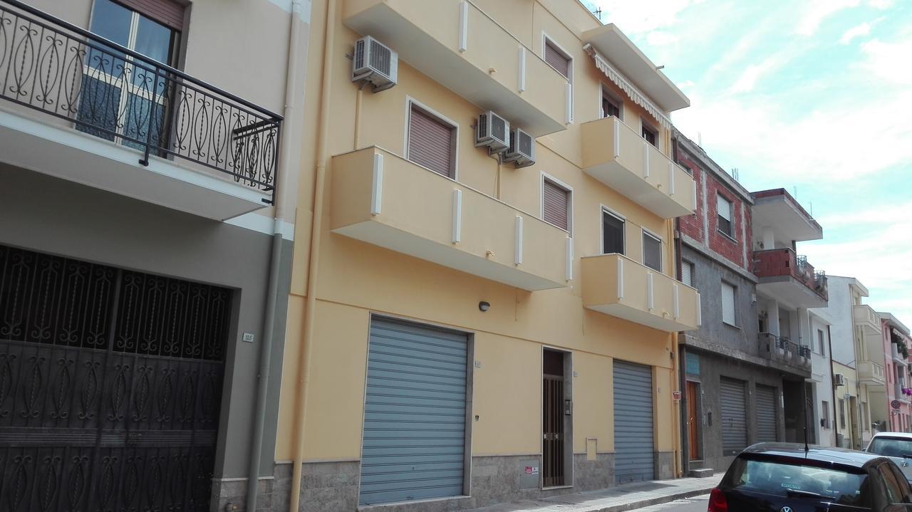 I Fiori Bed & Breakfast Quartu Sant'Elena Bagian luar foto